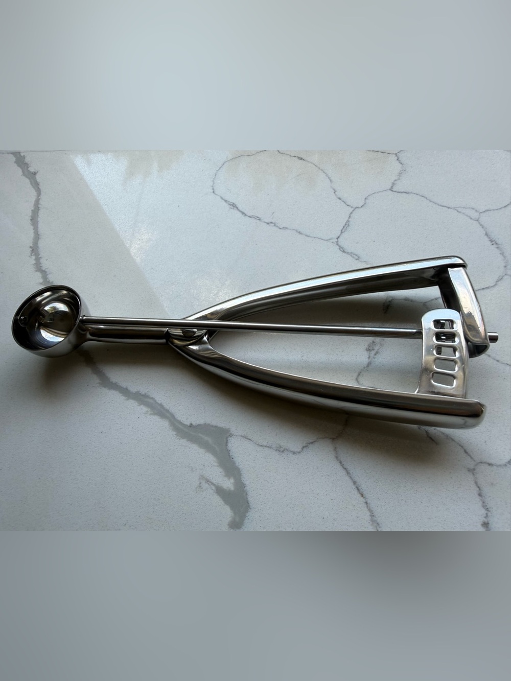 Stainless Steel Ice Cream Scoop with Release - Silver